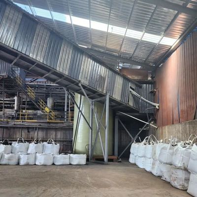 Cisternas de armazenamento de água agrícolas convenientes Instalação fácil válvula de drenagem durável Incluída
