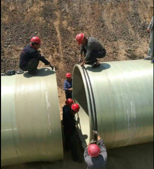 Tubo de fibra de vidro reforçado de plástico FRP redondo Tubo subterrâneo de areia de alta pressão