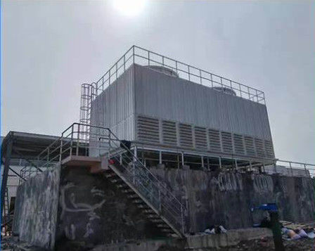 Torre de refrigeração de fluxo contador de FRP Quadrada Redonda GRP Quadrada Tipo de refrigeração de fluxo